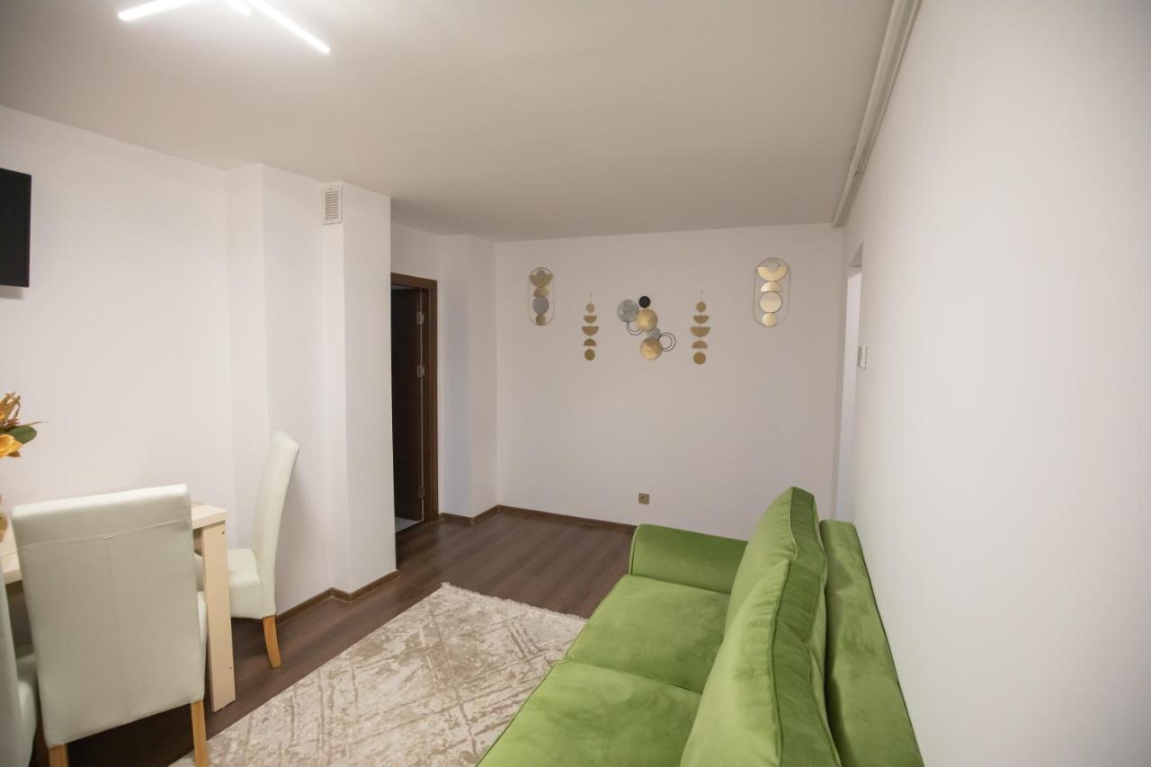 Apartament Gold Tirgu Ocna Bagian luar foto